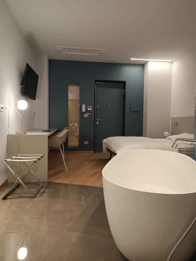 Hotel - Bar Da Natale Paesana 外观 照片