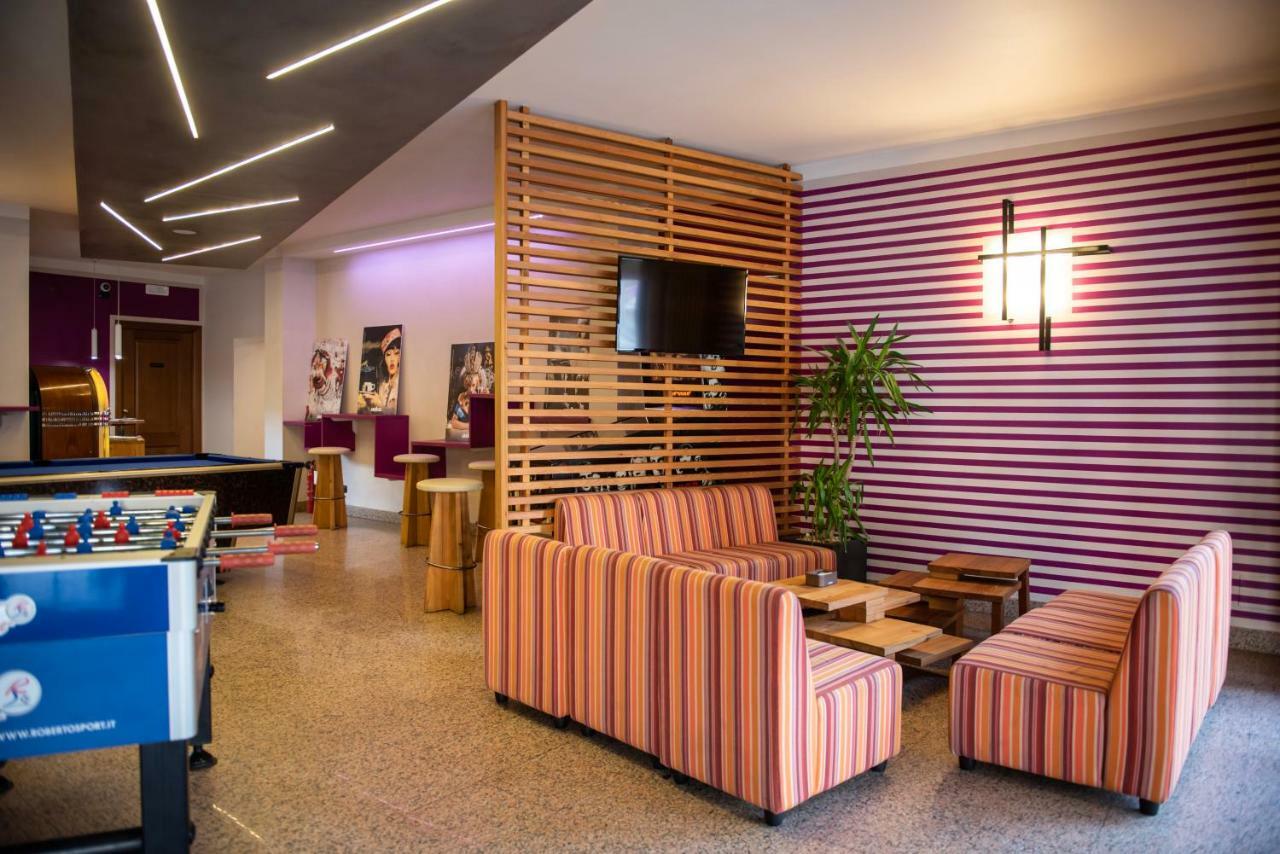 Hotel - Bar Da Natale Paesana 外观 照片